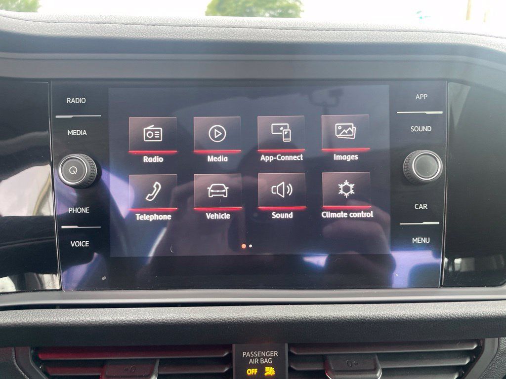 Used 2019 Volkswagen Jetta SEL FWD image 22
