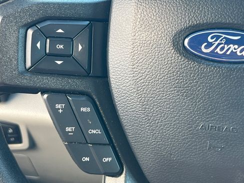 Used 2019 Ford F150 XLT image 24