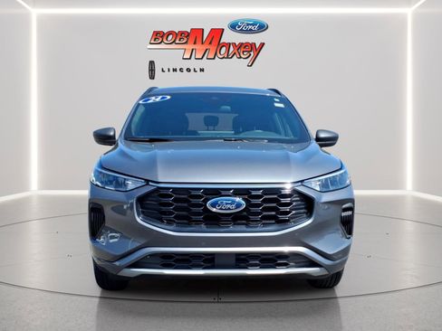 Used 2024 Ford Escape ST-Line w/ Tech Pack #1 AWD/4WD image 2