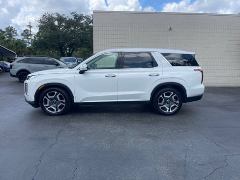 Used 2024 Hyundai Palisade SEL w/ Premium Package AWD/4WD image 3