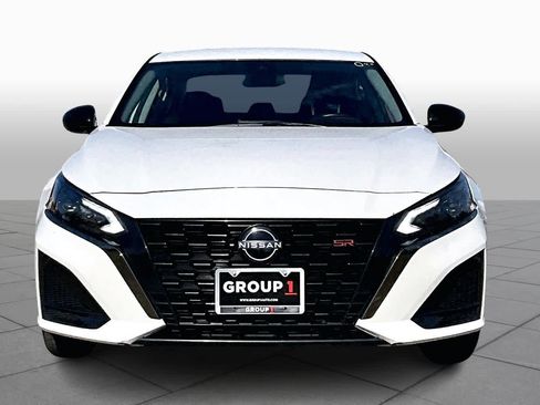 Used 2024 Nissan Altima 2.5 SR image 4