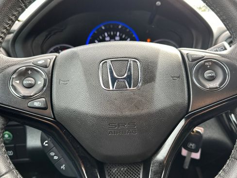 Used 2022 Honda HR-V Sport image 24