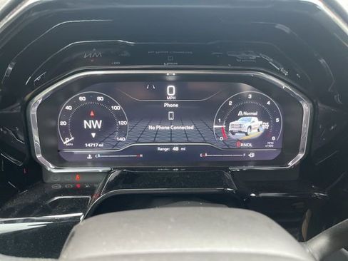 Used 2024 GMC Sierra 1500 Elevation image 12