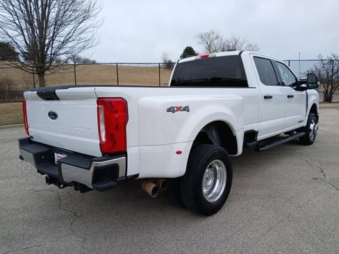 Used 2023 Ford F350 XLT image 4