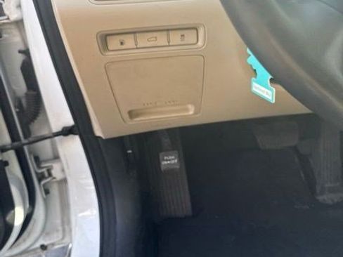 Used 2015 Hyundai Sonata Limited FWD image 15