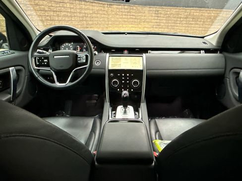 Certified 2021 Land Rover Discovery Sport SE image 9