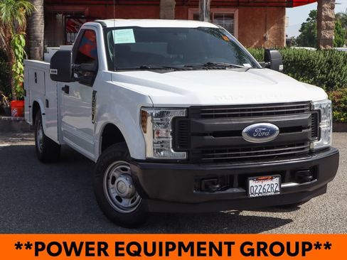 Used 2018 Ford F350 XL w/ Power Equipment Group RWD image 2