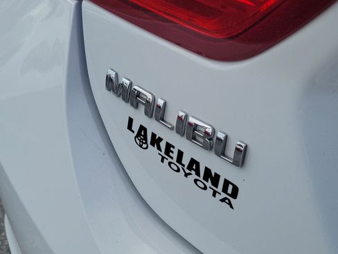 Used 2023 Chevrolet Malibu LT FWD image 11