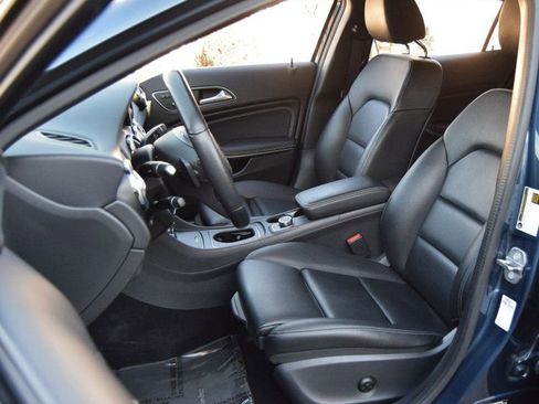 Used 2020 Mercedes-Benz GLA 250 4MATIC image 16