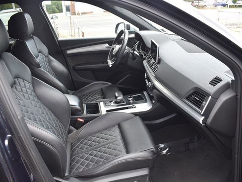Used 2018 Audi SQ5 Prestige w/ Prestige Package image 25