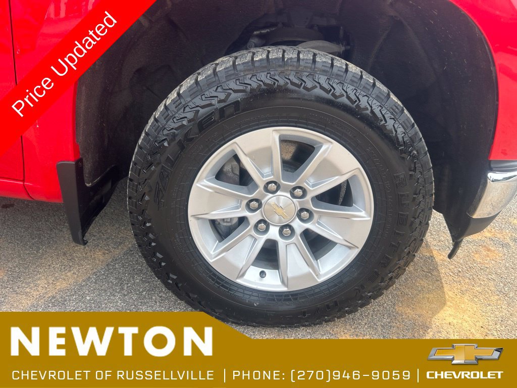Used 2022 Chevrolet Silverado 1500 LT AWD/4WD image 40