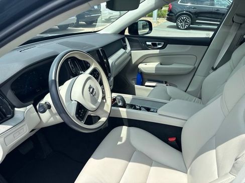 Used 2024 Volvo XC60 T8 Plus w/ Protection Package Premier AWD/4WD image 4