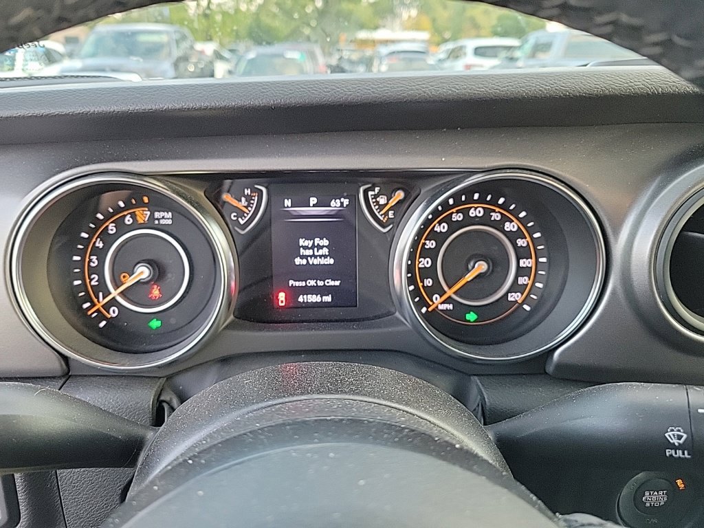 Used 2023 Jeep Gladiator Sport AWD/4WD image 9