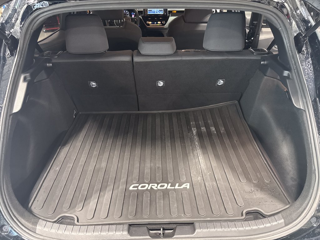 Used 2022 Toyota Corolla SE FWD image 38