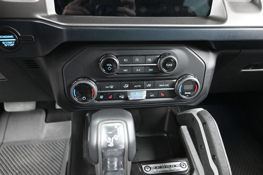 Used 2023 Ford Bronco Outer Banks AWD/4WD image 19