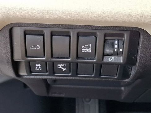 Used 2019 Subaru Ascent Touring AWD/4WD image 25