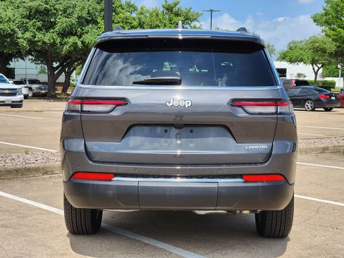 New 2025 Jeep Grand Cherokee L Laredo w/ Luxury Tech Group I RWD image 5