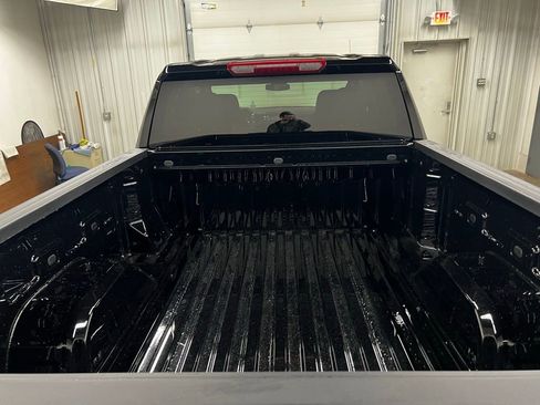 New 2026 GMC Sierra 1500 Elevation image 5