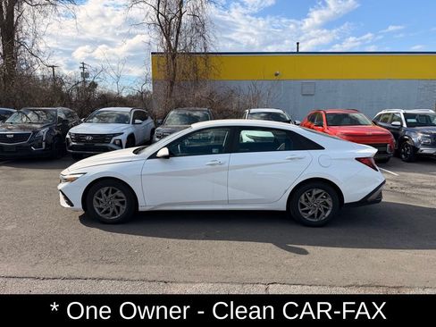 Certified 2024 Hyundai Elantra SEL FWD image 6