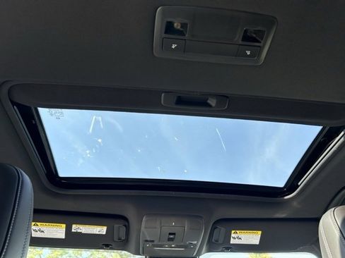 New 2025 MAZDA CX-5 Signature image 12