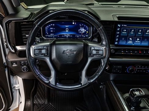 Used 2022 Chevrolet Silverado 1500 LT Trail Boss w/ LT Trail Boss Premium Package image 13