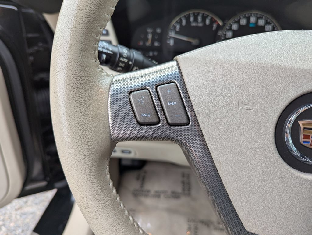 Used 2006 Cadillac XLR RWD image 17