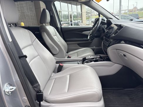 Used 2021 Honda Pilot Touring image 34