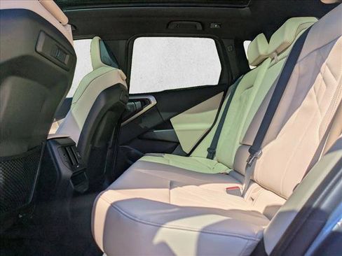 Certified 2025 BMW X3 xDrive30 w/ Premium Package AWD/4WD image 17