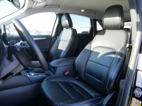 Certified 2024 Ford Escape Platinum image 6