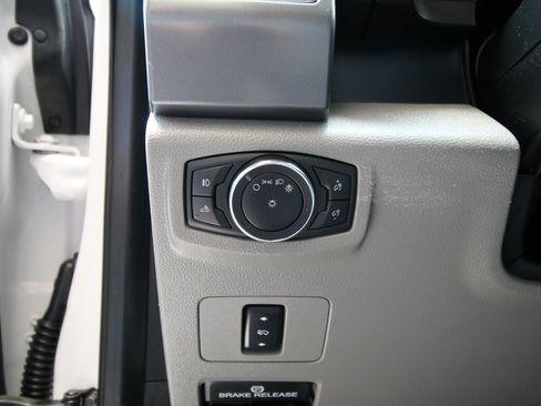 Used 2017 Ford F350 XLT w/ XLT Value Package AWD/4WD image 23