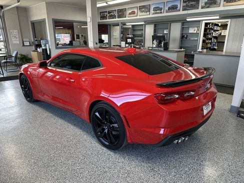 Used 2023 Chevrolet Camaro LT image 6