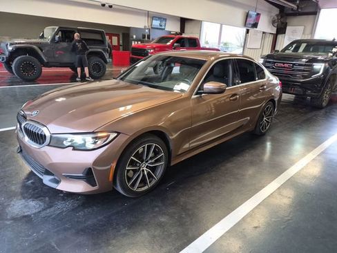 Used 2020 BMW 330i Sedan image 2