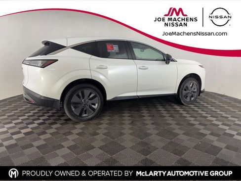 Certified 2025 Nissan Murano SL image 7