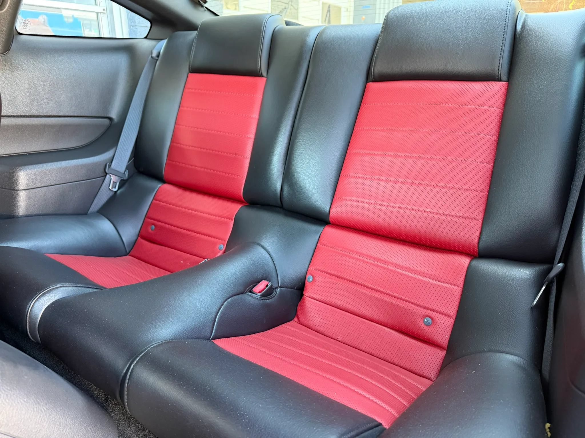 Used 2007 Ford Mustang Shelby GT500 RWD image 11