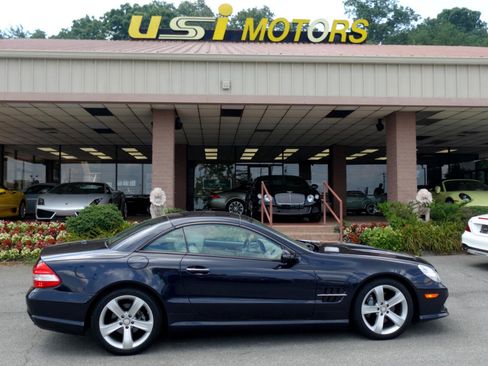 Used 2009 Mercedes-Benz SL 550 w/ Premium I Pkg image 24