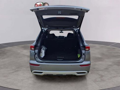 Used 2024 Mitsubishi Outlander SE image 20