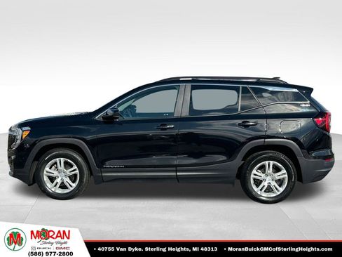 Certified 2023 GMC Terrain SLE w/ Driver Convenience Package FWD image 2
