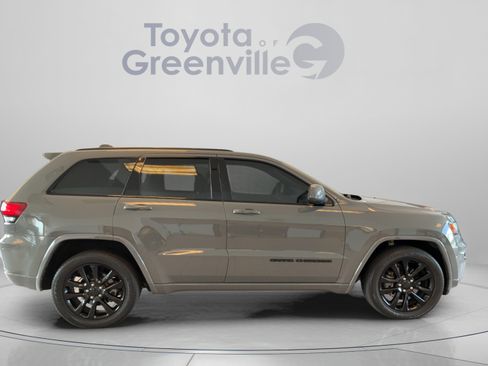 Used 2021 Jeep Grand Cherokee Laredo X RWD image 7