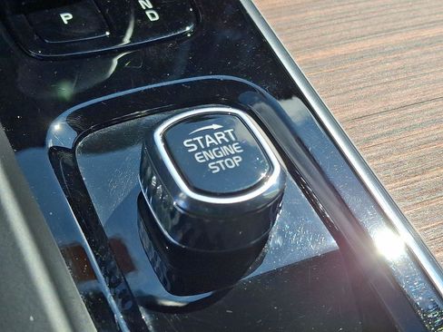 Certified 2023 Volvo V60 B5 Cross Country Plus image 23