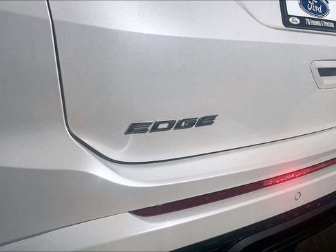 Certified 2018 Ford Edge Sport w/ Equipment Group 401A image 8