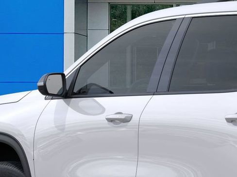 New 2025 Chevrolet Traverse LT w/ Enhanced Driving Package image 12