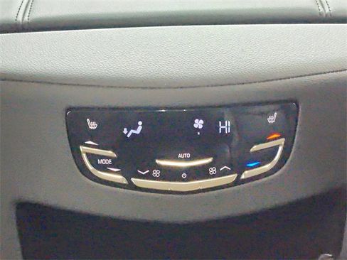 Used 2020 Cadillac Escalade Luxury image 43