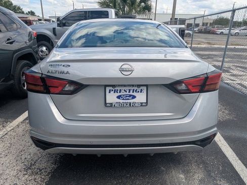 Used 2024 Nissan Altima 2.5 S FWD image 5