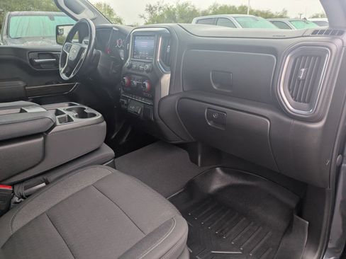 Used 2021 Chevrolet Silverado 1500 LT w/ Z71 Off-Road Package image 27