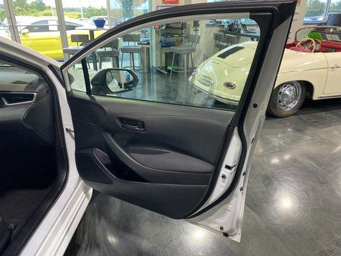 Used 2024 Toyota Corolla LE FWD image 19
