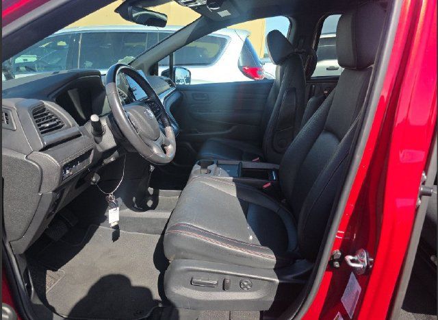 Used 2025 Honda Odyssey Sport-L image 4