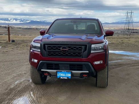 Used 2024 Nissan Frontier PRO-4X w/ Pro Convenience Package image 3