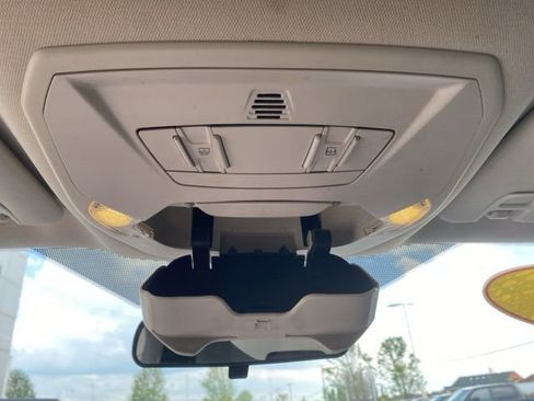Used 2015 Ford Escape SE w/ Equipment Group 201A AWD/4WD image 16
