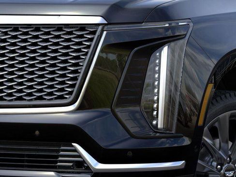 New 2026 Cadillac Escalade Luxury w/ LPO, Radiant Package AWD/4WD image 10