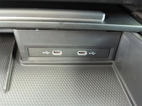 New 2026 Volkswagen Atlas Cross Sport SE image 34